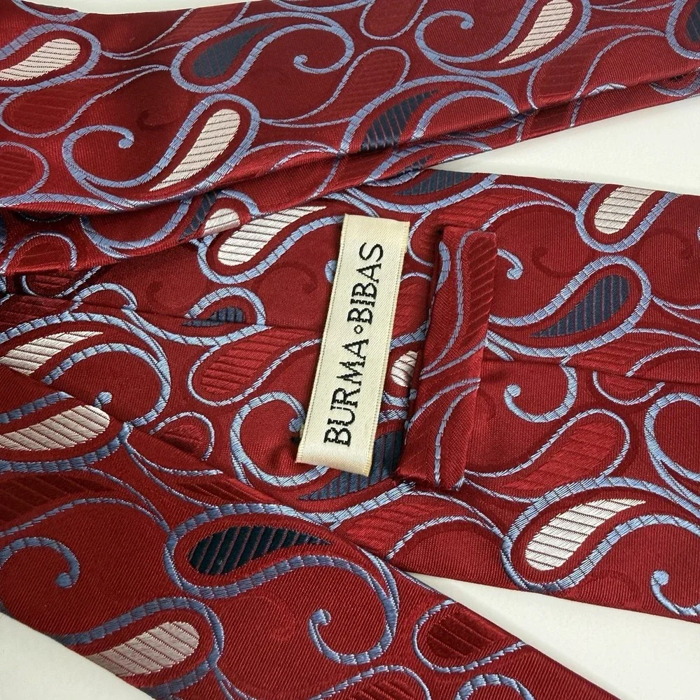 Burma &‎ Bibas Men's Silk Necktie Red Paisley Print 3 3/4